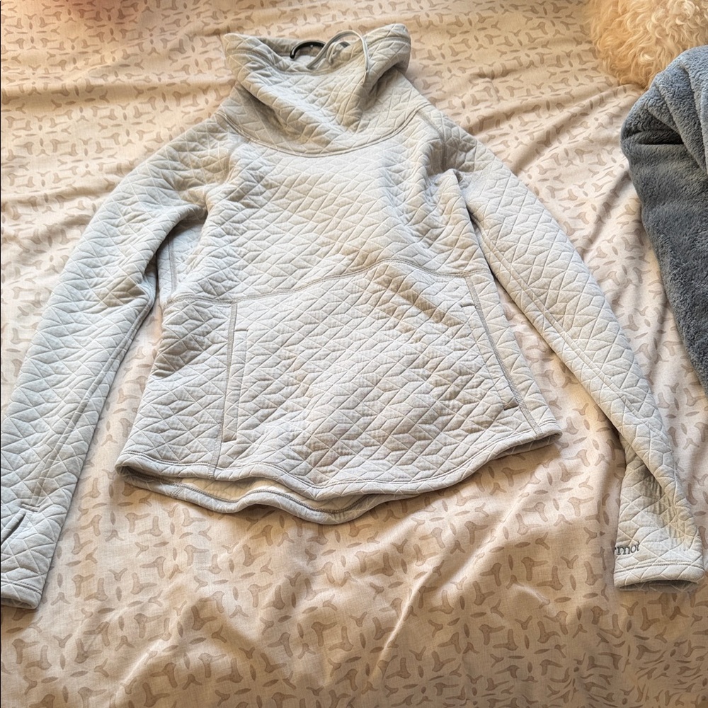 Marmot Light Gray Quilted Cowl Neck Sweater